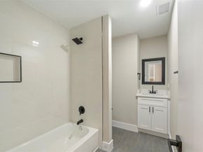 809  Havenwood Lane S, Fort Worth Texas 76112