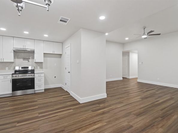 416  Griffin Street , Lancaster Texas 75146