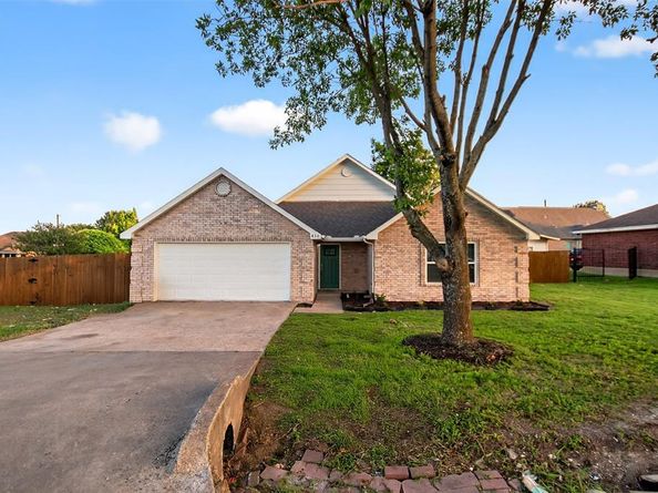 416  Griffin Street , Lancaster Texas 75146