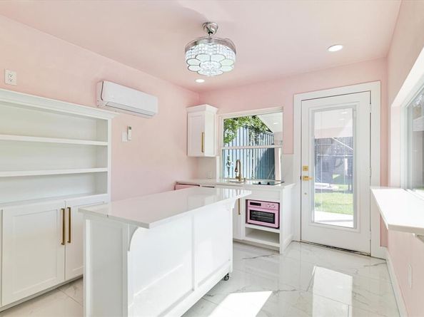 5407  Westgrove Drive , Dallas Texas 75248