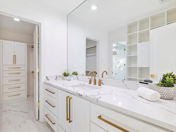 5407  Westgrove Drive , Dallas Texas 75248