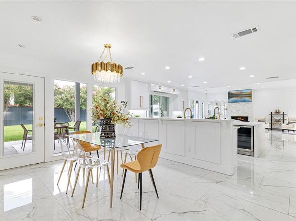 5407  Westgrove Drive , Dallas Texas 75248