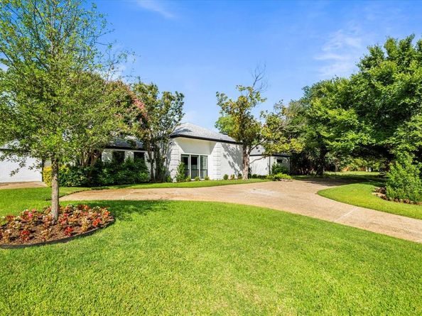 5407  Westgrove Drive , Dallas Texas 75248