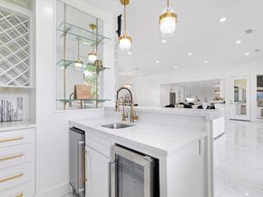 5407  Westgrove Drive , Dallas Texas 75248