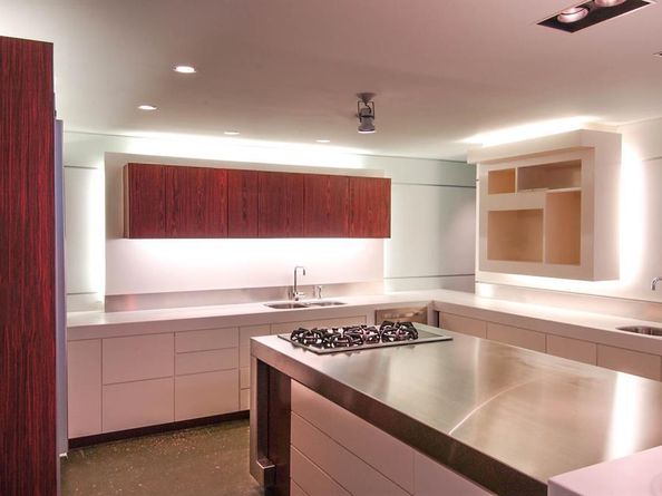 3004  Main Street , Dallas Texas 75226