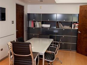 3004  Main Street , Dallas Texas 75226