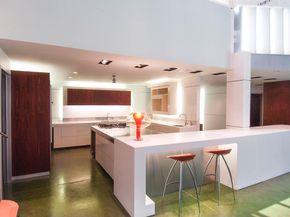 3004  Main Street , Dallas Texas 75226