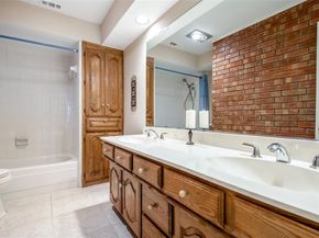 2121  Springwood  , Carrollton Texas 75006