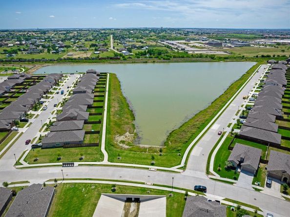 232  Drumcliffe Drive , Fort Worth Texas 76052