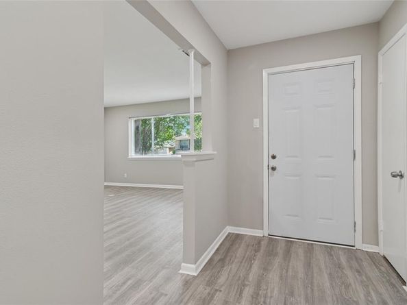 1222  Serenade Lane , Dallas Texas 75241