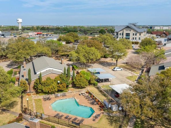 1103  Glenbrook Street , Benbrook Texas 76126