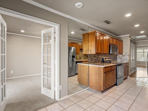 1103  Glenbrook Street , Benbrook Texas 76126