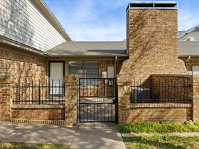 1103  Glenbrook Street , Benbrook Texas 76126