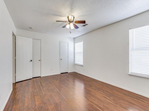 6008  Mckaskle Drive , Fort Worth Texas 76119