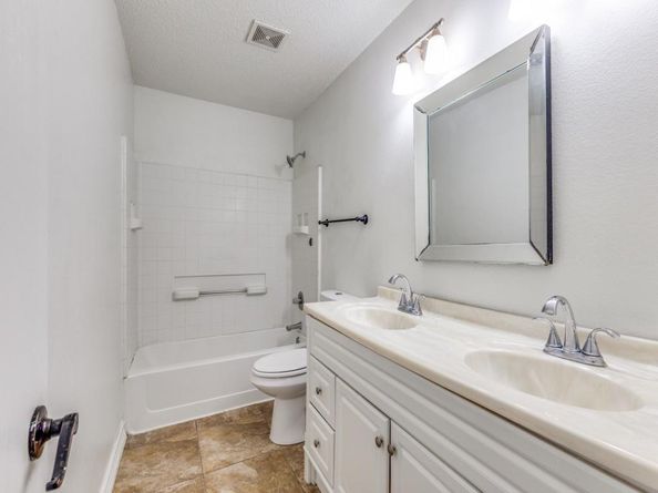 6008  Mckaskle Drive , Fort Worth Texas 76119