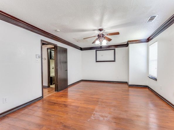 6008  Mckaskle Drive , Fort Worth Texas 76119