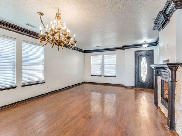 6008  Mckaskle Drive , Fort Worth Texas 76119
