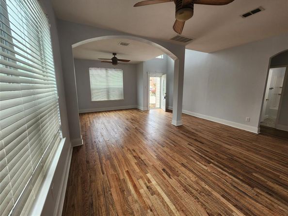 529  Roundrock Lane , Fort Worth Texas 76140