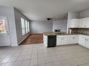 529  Roundrock Lane , Fort Worth Texas 76140