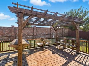 529  Roundrock Lane , Fort Worth Texas 76140