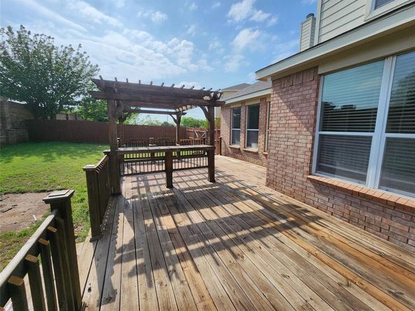 529  Roundrock Lane , Fort Worth Texas 76140