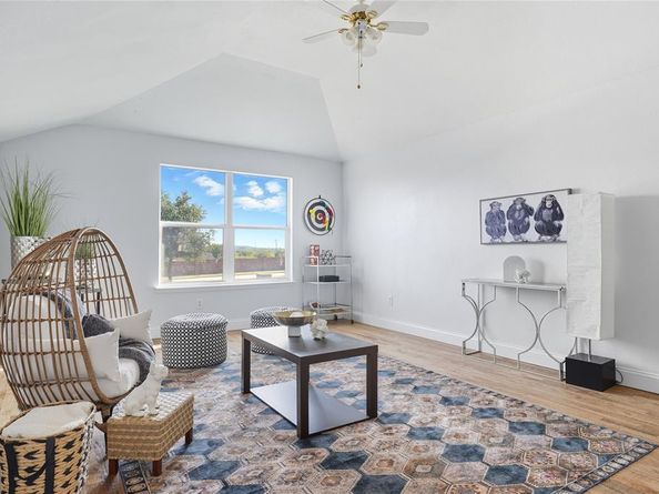 529  Roundrock Lane , Fort Worth Texas 76140