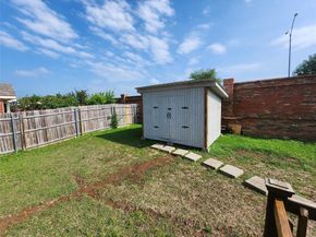 529  Roundrock Lane , Fort Worth Texas 76140