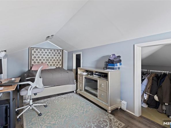 562 Oregon Avenue, Cliffside Park NJ 07010