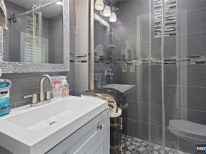 562 Oregon Avenue, Cliffside Park NJ 07010