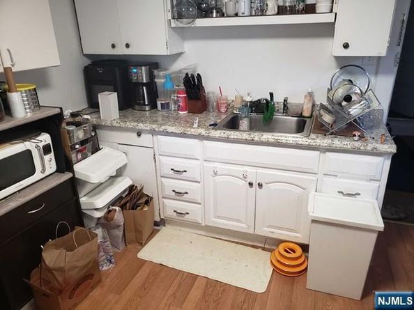 236 E Palisades Boulevard, Palisades Park NJ 07650