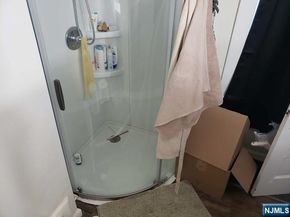 236 E Palisades Boulevard, Palisades Park NJ 07650