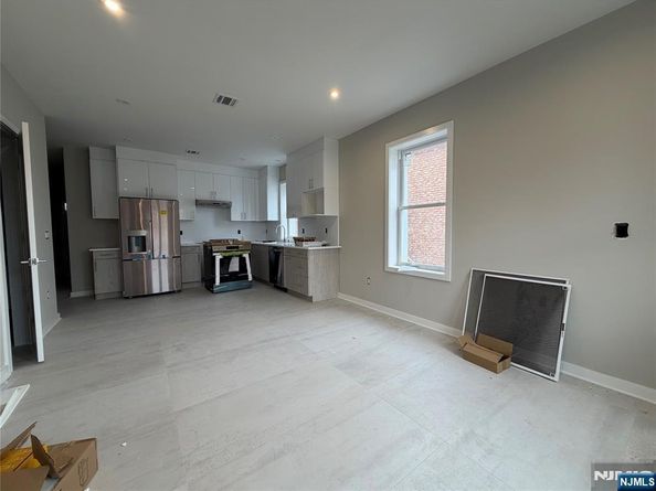 743 Kingsland Avenue, Ridgefield NJ 07657