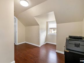 1015 Jassamine Way, Fort Lee NJ 07024