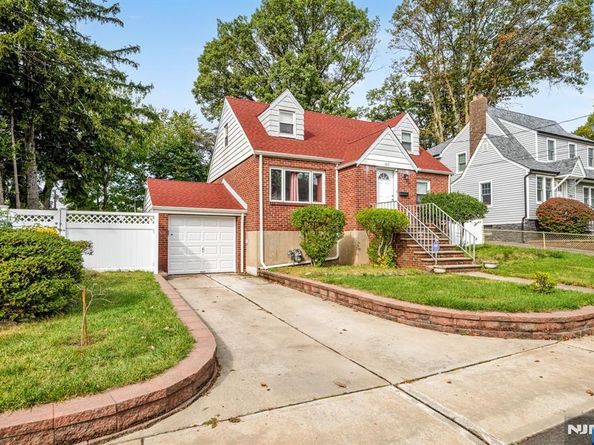 1015 Jassamine Way, Fort Lee NJ 07024