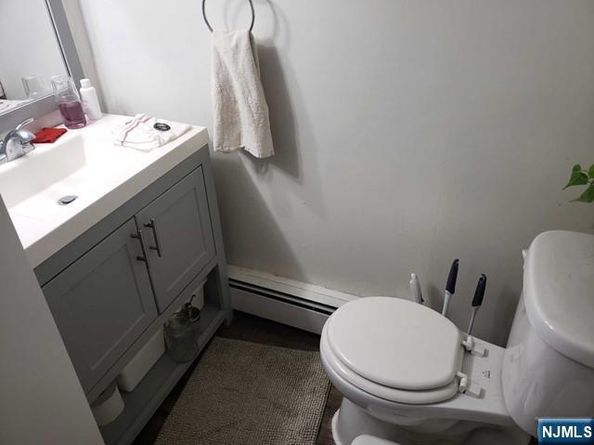 236 E Palisades Boulevard, Palisades Park NJ 07650