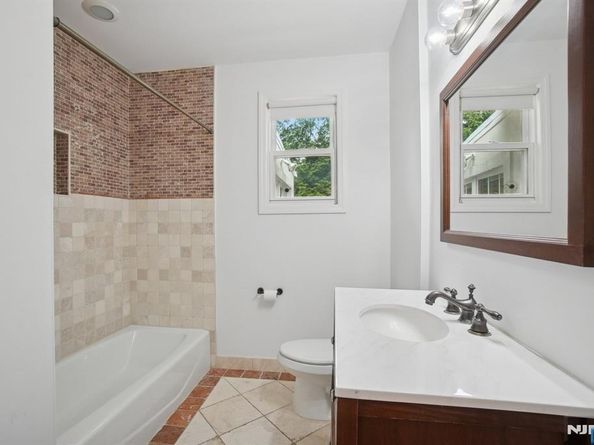502 Summit Street, Englewood Cliffs NJ 07632