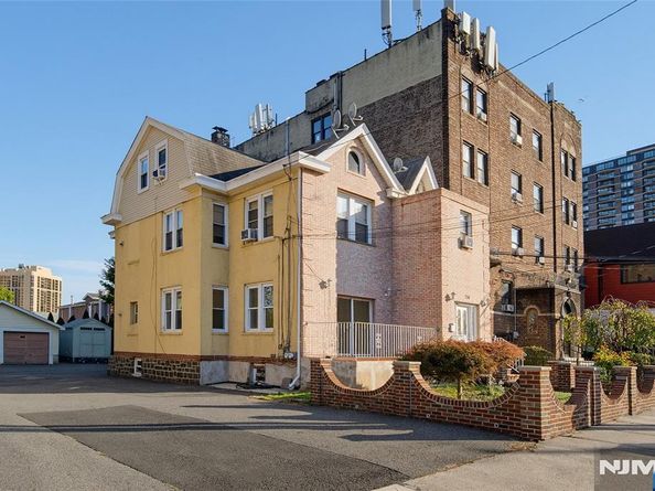 796 Anderson Avenue, Cliffside Park NJ 07010