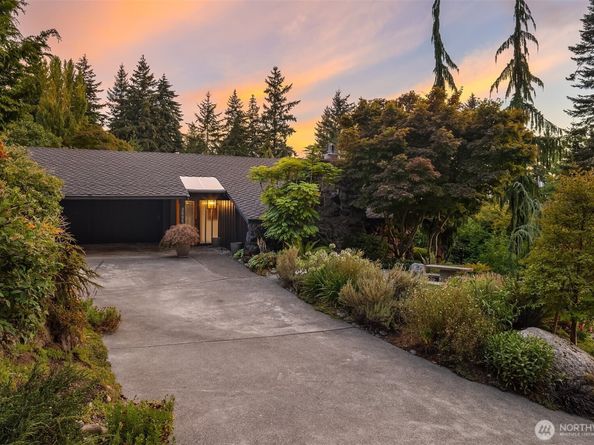 2605 SW 151st Place, Burien WA 98166