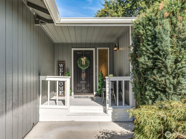 11915 27th Court NE, Lake Stevens WA 98258