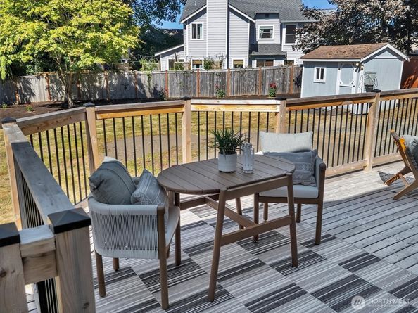 6407 142nd Street SE, Snohomish WA 98296