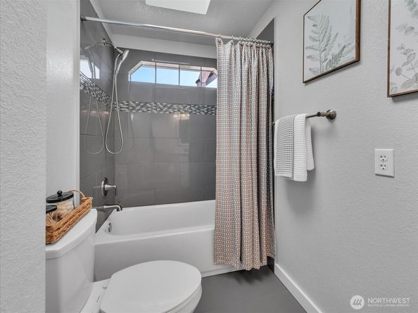 6407 142nd Street SE, Snohomish WA 98296