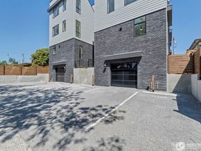 7739 15th Avenue NE C, Seattle WA 98115