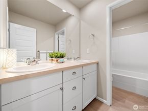 4207 Nettle Dr SE 79, Port Orchard WA 98366