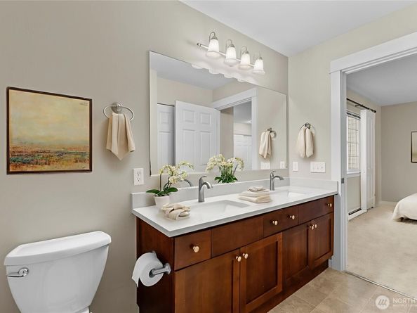 25025 SE Klahanie Boulevard K102, Issaquah WA 98029