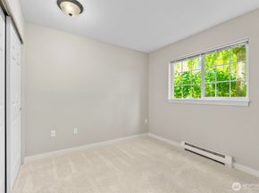 25025 SE Klahanie Boulevard K102, Issaquah WA 98029