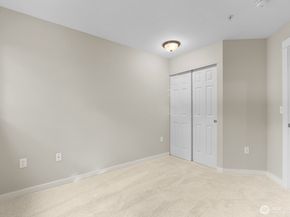 25025 SE Klahanie Boulevard K102, Issaquah WA 98029