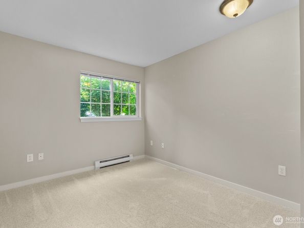 25025 SE Klahanie Boulevard K102, Issaquah WA 98029