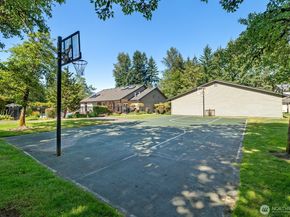 25025 SE Klahanie Boulevard K102, Issaquah WA 98029