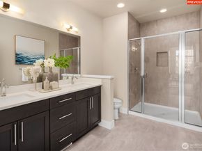 18440 10th Avenue NE, Shoreline WA 98155