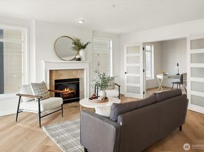 225 4th Avenue B302, Kirkland WA 98033